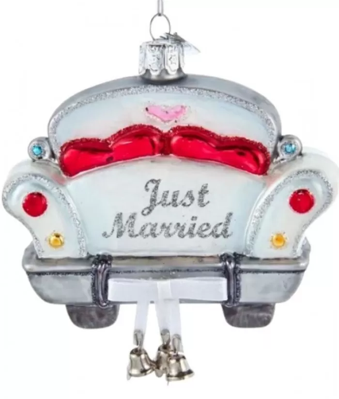 Boutique de Noël Just Married'' Car Shaped Glass Ornament