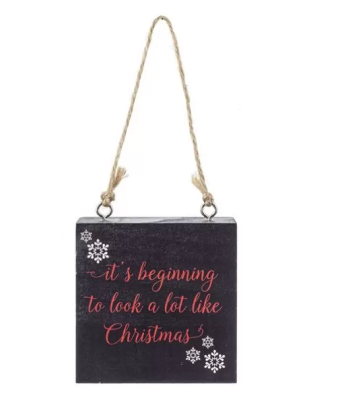 Boutique de Noël Ornament, Wooden Plaque, With Message "It'S Beginning To Look A Lot Like Christmas"